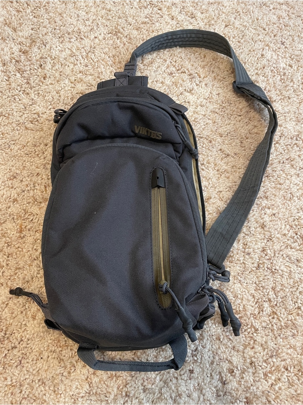 VIKTOS Upscale2 Gray Sling Bag